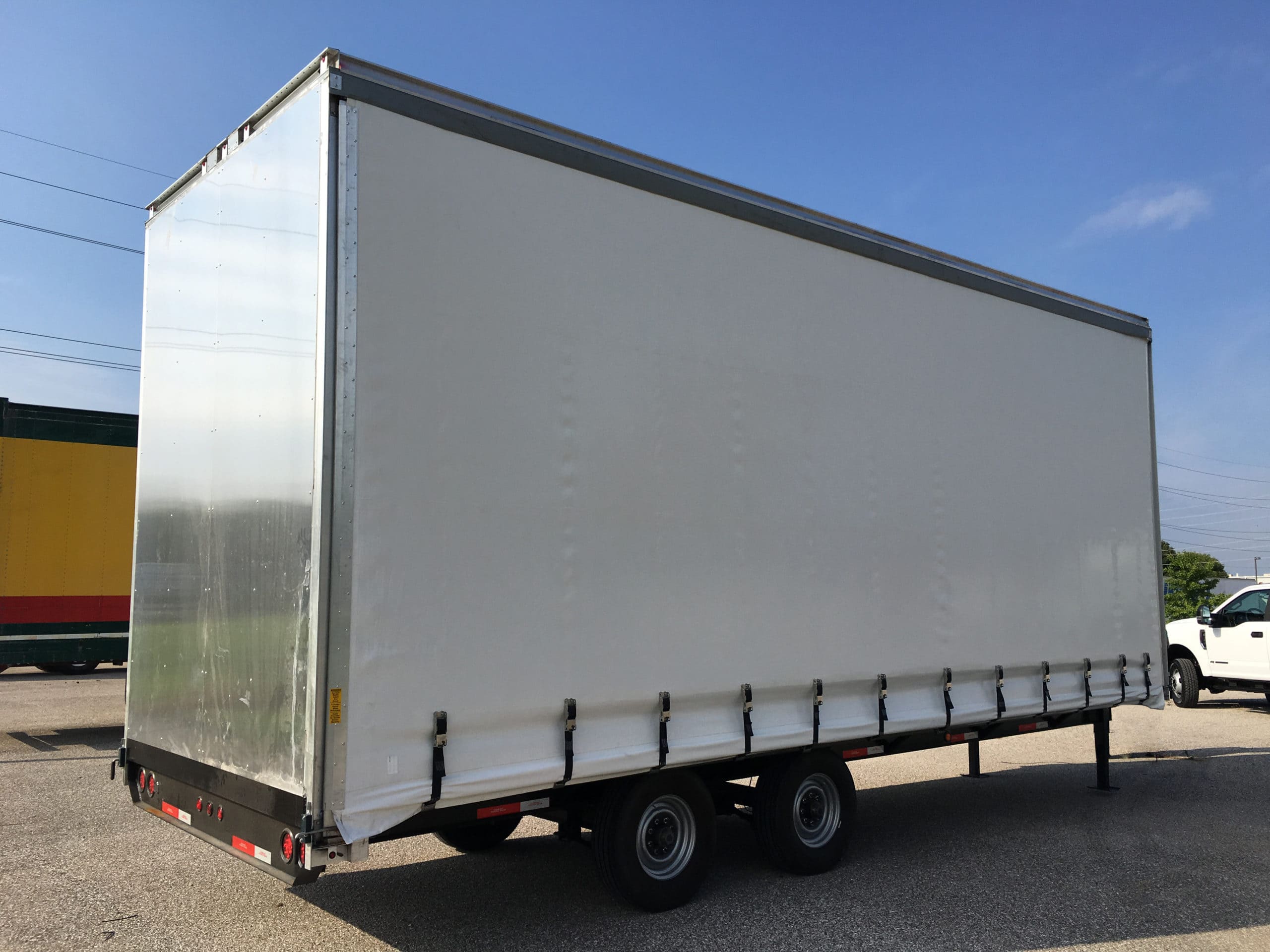 specialty moving trailers