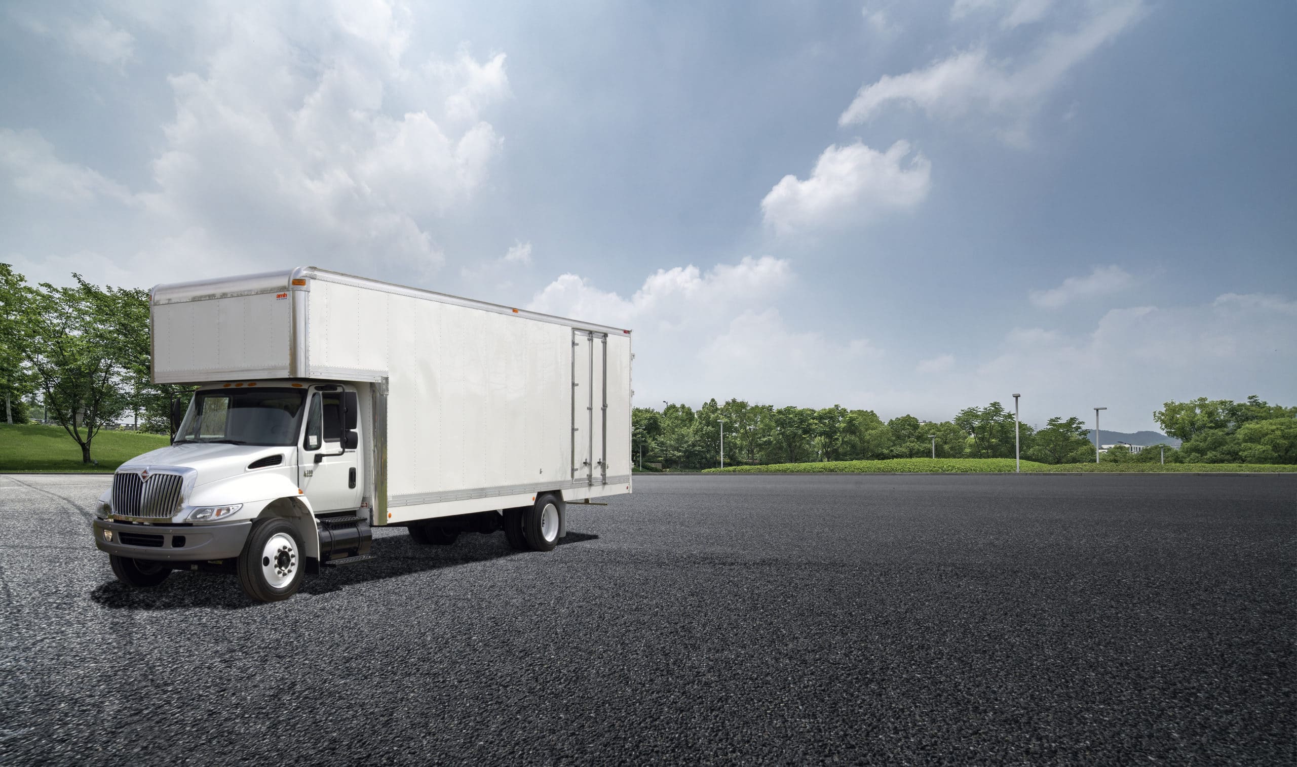 straight trucks for moving companies